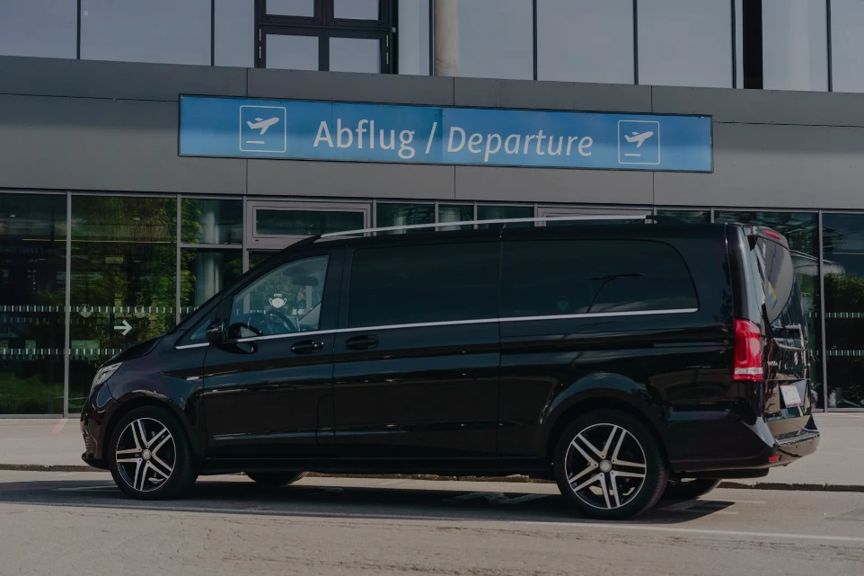Mercedes V-Klasse für Gruppen- und Flughafentransfers in Innsbruck